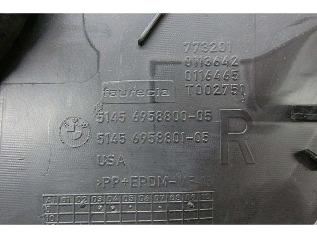  2007-2010 BMW X5 E70 OEM RIGHT FRONT DASH END COVER 