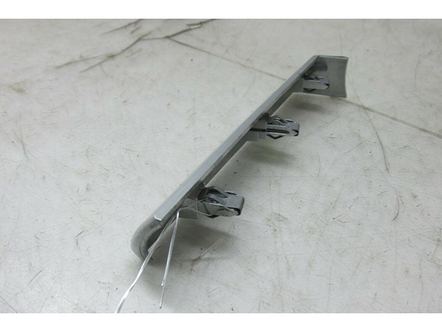  2007-2010 BMW X5 E70 OEM RIGHT FRONT DASH LOWER TRIM COVER BEZEL 