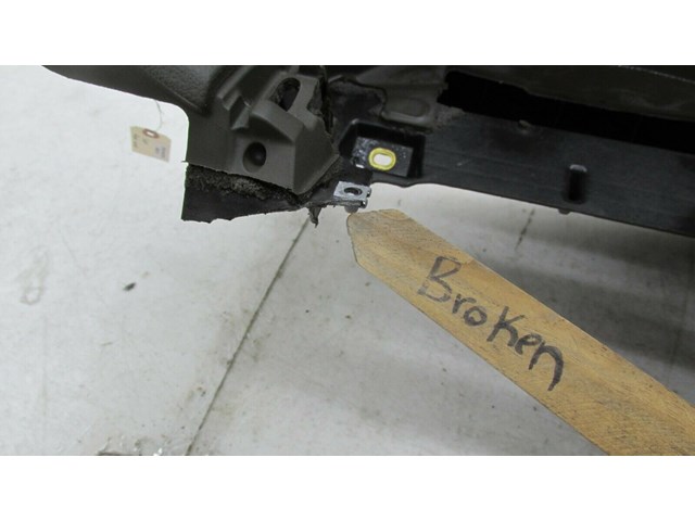 2009-2012 AUDI Q5 8R OEM FRONT DASH DASHBOARD PANEL WITH BAG   