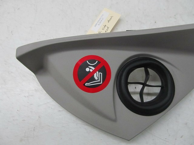 2006-2013 VOLVO C70 T5 OEM RIGHT FRONT PASSENGER DASH SIDE END COVER TRIM 
