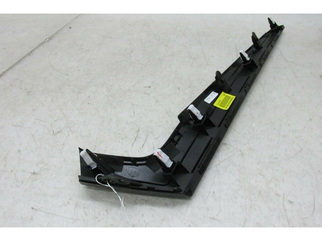2014-2016 KIA CADENZA OEM RIGHT FRONT DASH MOLDING TRIM 