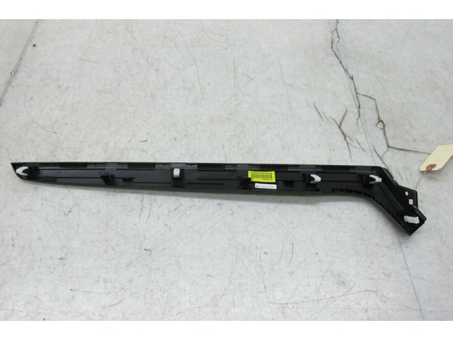 2014-2016 KIA CADENZA OEM RIGHT FRONT DASH MOLDING TRIM 