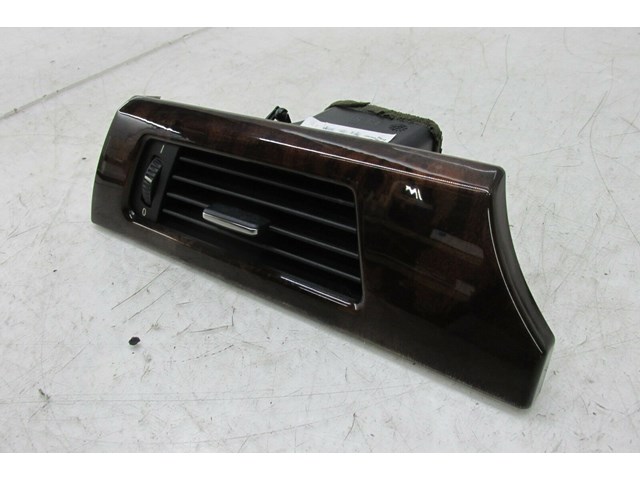  2009-2013 BMW 328i E93 E92 LCI OEM LEFT FRONT DASH AIR VENT WITH BURR TRIM 