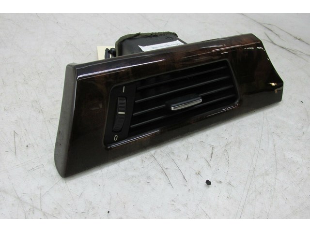  2009-2013 BMW 328i E93 E92 LCI OEM LEFT FRONT DASH AIR VENT WITH BURR TRIM 
