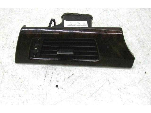  2009-2013 BMW 328i E93 E92 LCI OEM LEFT FRONT DASH AIR VENT WITH BURR TRIM 