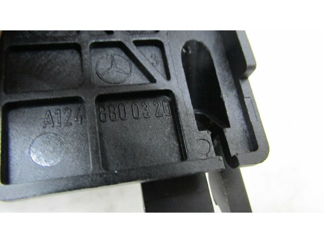 2012-2015 MERCEDES C250 COUPE W204 OEM HOOD RELEASE HANDLE  