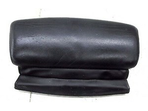 2010-2015 CADILLAC SRX OEM SEAT ADJUSTER FRONT SEAT ASSEMBLY COVER LEG REST