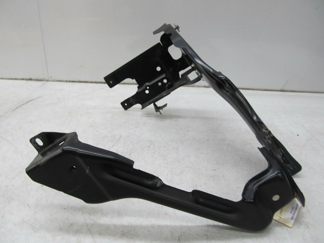 2003-2006 MERCEDES E500 W211 OEM LEFT FRONT DRIVER HEADLIGHT BRACKET SUPPORT