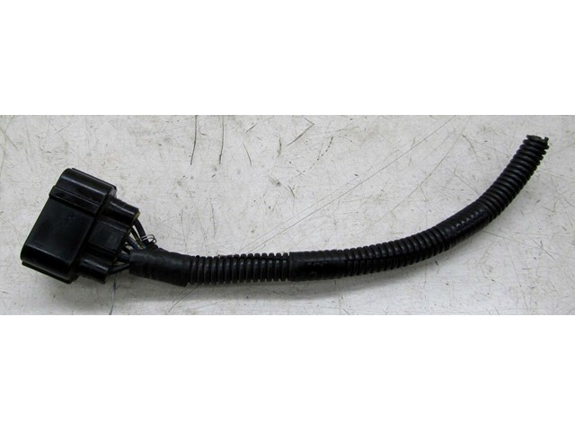 2003-2004 LAND ROVER DISCOVERY OEM LEFT FRONT HEADLIGHT WIRE PLUG PIGTAIL 