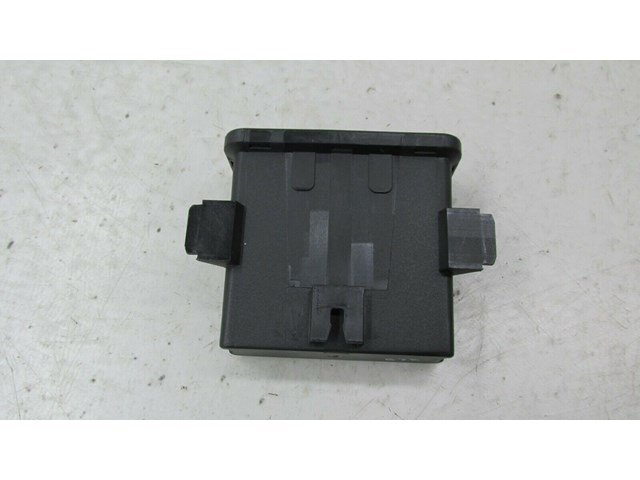 2017-2019 BUICK LACROSSE OEM HEADLIGHT LAMP CONTROL MODULE 26700023 