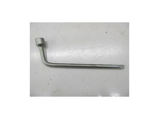 2012-2015 TOYOTA PRIUS C OEM TOW HOOK / WRENCH / JACK EMERGENCY TOOL SET 