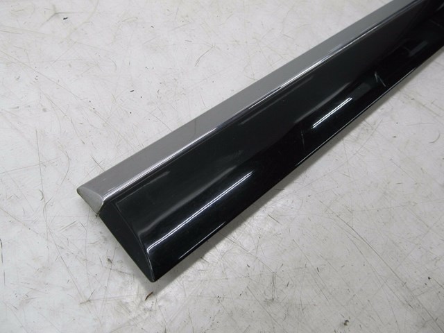 2004-2008 AUDI A8L W12 OEM LEFT FRONT DRIVER EXTERIOR DOOR MOLDING TRIM 
