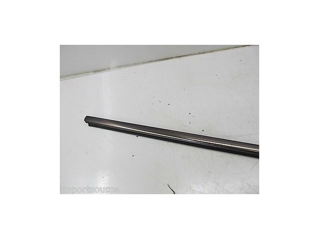 2001-2005 MERCEDES C240 W203 OEM RIGHT FRONT EXTERIOR DOOR MOLDING TRIM