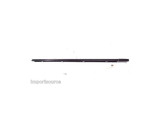 2001-2005 MERCEDES C240 W203 OEM LEFT FRONT EXTERIOR DOOR MOLDING TRIM