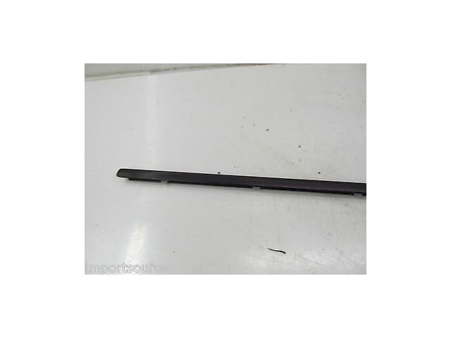 2001-2005 MERCEDES C240 W203 OEM LEFT FRONT EXTERIOR DOOR MOLDING TRIM