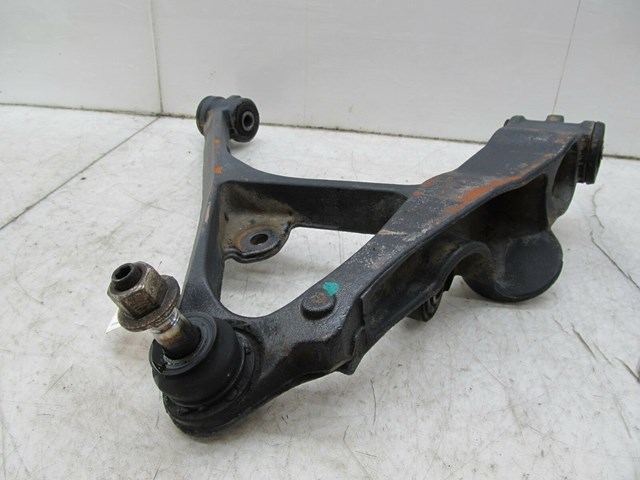 2003-2007 CHEVY SILVERADO OEM RIGHT FRONT LOWER CONTROL ARM 