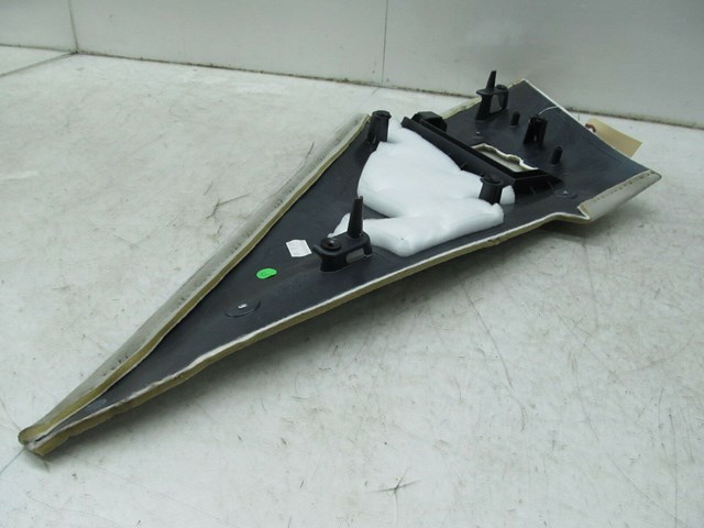 2005-2009 SAAB 9-5 OEM RIGHT REAR C PILLAR COVER 5133467