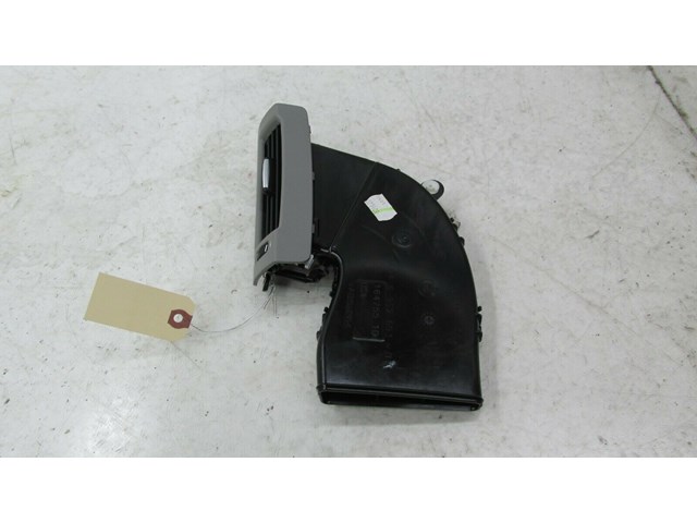 2007-2010 BMW X5 E70 OEM LEFT DRIVER SIDE B PILLAR AIR VENT ASSEMBLY 