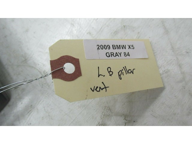 2007-2010 BMW X5 E70 OEM LEFT DRIVER SIDE B PILLAR AIR VENT ASSEMBLY 