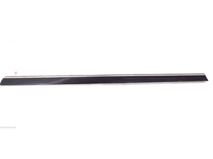 2001-2005 MERCEDES C240 W203 OEM RIGHT FRONT DOOR MOLDING STRIP