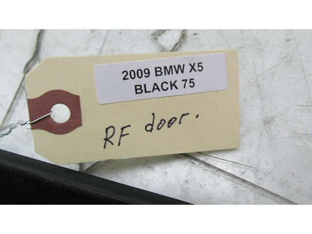  2007-2010 BMW X5 E70 OEM RIGHT FRONT DOOR WINDOW WEATHERSTRIP SEAL MOLDING TRIM