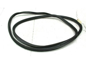  2007-2010 BMW X5 E70 OEM REAR TRUNK TAILGATE ON BODY WEATHERSTRIP SEAL