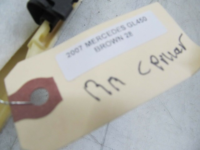 2007-2012 MERCEDES GL450 X164 OEM RIGHT REAR PASSENGER SIDE C PILLAR 1646902225 