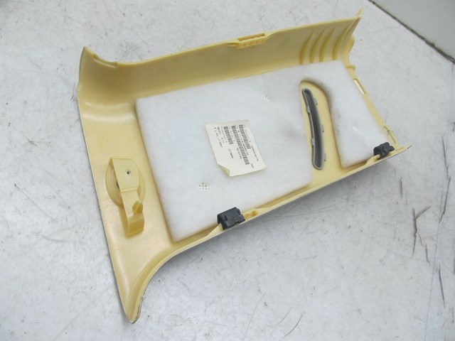 2007-2012 MERCEDES GL450 X164 OEM LEFT REAR DRIVER SIDE C PILLAR A1646902225 