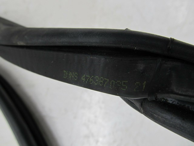 2004-2011 SAAB 9-3 OEM RIGHT FRONT PASSENGER DOOR WEATHERSTRIP SEAL TRIM 