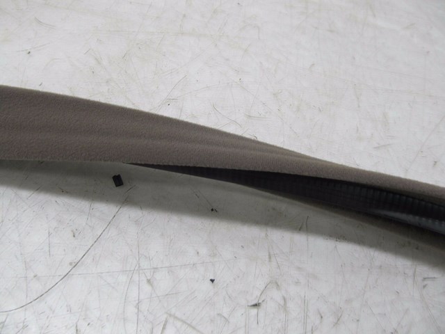 2001-2006 LEXUS LS430 OEM RIGHT FRONT DOOR INNER WEATHERSTRIP SEAL TRIM