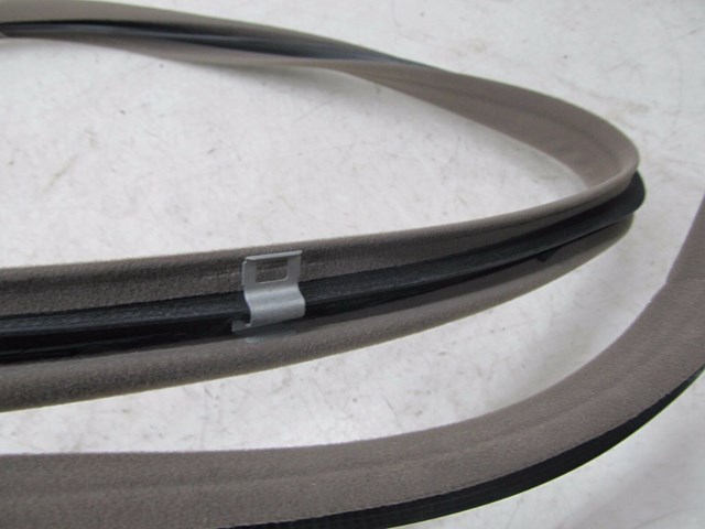 2001-2006 LEXUS LS430 OEM RIGHT FRONT DOOR INNER WEATHERSTRIP SEAL TRIM