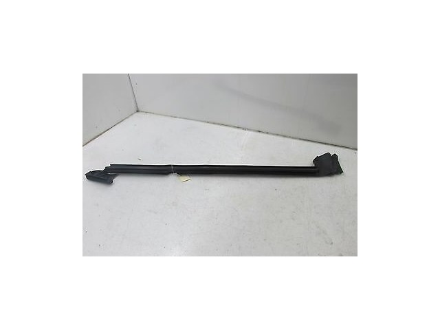 2009-2016 VOLKSWAGEN CC OEM LEFT FRONT DRIVER SIDE MOLDING INNER WEATHERSTRIP