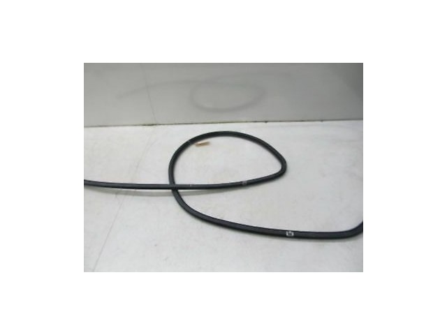 2006-2010 LEXUS IS250 XE20 OEM RIGHT FRONT PASSENGER DOOR WEATHERSTRIP SEAL