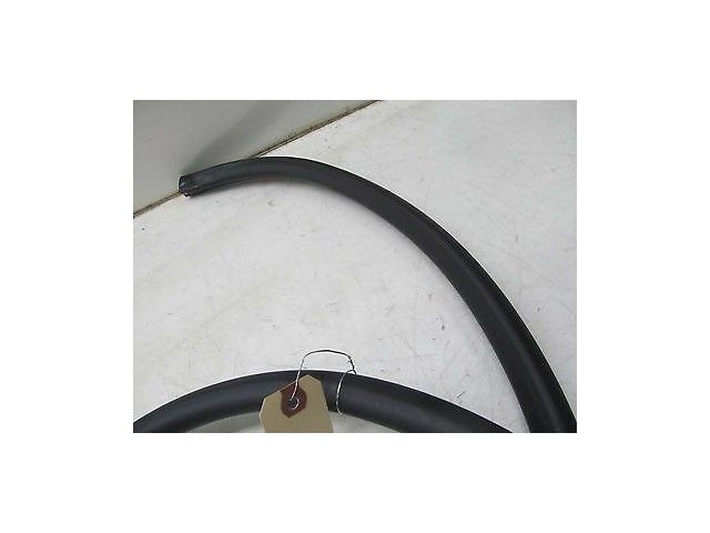 2006-2010 LEXUS IS250 XE20 OEM RIGHT FRONT PASSENGER DOOR WEATHERSTRIP SEAL