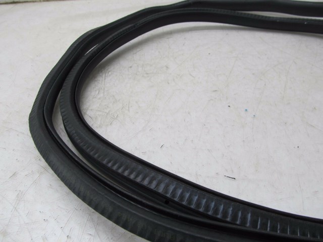 2004-2008 AUDI A8L W12 OEM RIGHT REAR PASSENGER DOOR WEATHERSTRIP SEAL