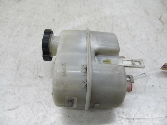 2007-2013 CHEVROLET TAHOE OEM FRONT BRAKE FLUID RESERVOIR BOTTLE TANK 