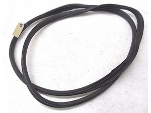 2004-2008 MASERATI QUATTROPORTE M139 OEM RIGHT FRONT DOOR EXTERIOR WEATHERSTRIP