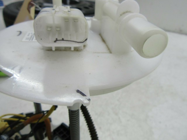 2017-2019 GM BUICK LACROSSE OEM FUEL PUMP 23406964