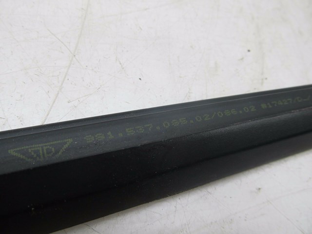 2013-2015 PORSCHE BOXSTER 981 OEM RIGHT DOOR WINDOW WEATHERSTRIP SEAL TRIM