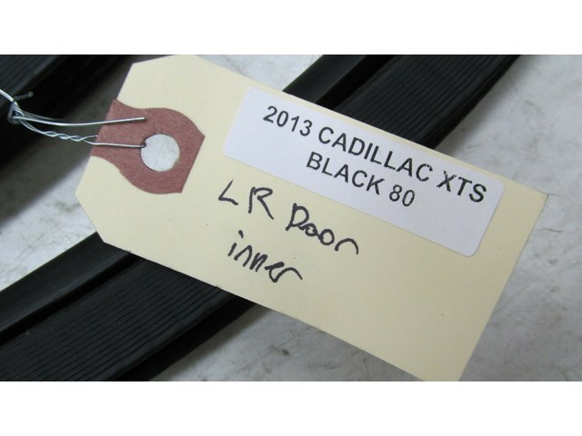 2013-2017 CADILLAC XTS OEM  LEFT REAR DOOR INNER ON BODY WEATHERSTRIP SEAL 