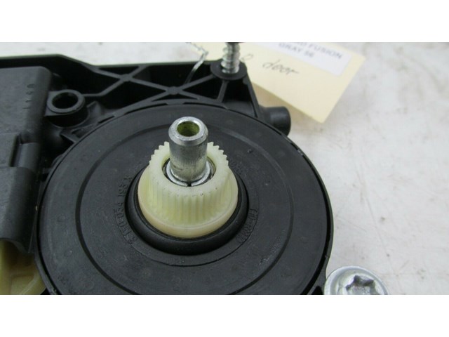 2013-2018 FORD FUSION OEM LEFT REAR DOOR WINDOW MOTOR  