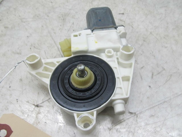 2007-2012 MERCEDES GL450 X164 OEM RIGHT FRONT DOOR WINDOW MOTOR A 251 820 08 42