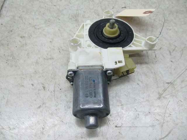 2007-2012 MERCEDES GL450 X164 OEM RIGHT FRONT DOOR WINDOW MOTOR A 251 820 08 42