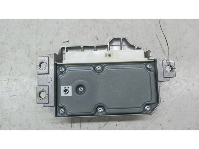  BMW X5 E70 OEM CENTER CONSOLE AIRBAG CONTROL MODULE COMPUTER 