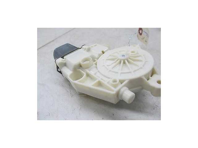 2012-2014 MERCEDES C250 W204 OEM LEFT FRONT DRIVER DOOR WINDOW MOTOR