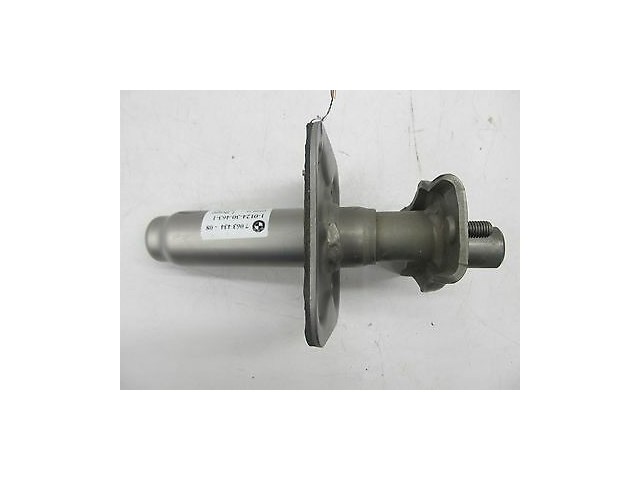 2004-2005 BMW 525i 530i E60 OEM RIGHT REAR BUMPER IMPACT SHOCK ABSORBER BRACKET