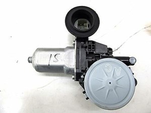 2012-2015 TOYOTA PRIUS C OEM RIGHT REAR DOOR WINDOW MOTOR