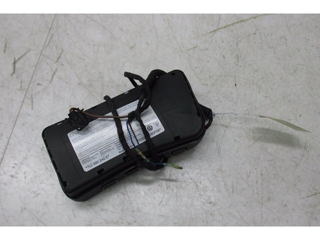 2004-2007 VOLKSWAGEN TOUAREG OEM FRONT RIGHT PASSENGER SEAT AIRBAG AIR BAG 