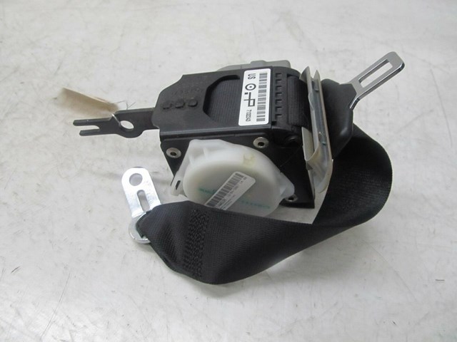 2007-2010 BMW 328xi E90 OEM RIGHT FRONT PASSENGER SIDE SEATBELT 7132243
