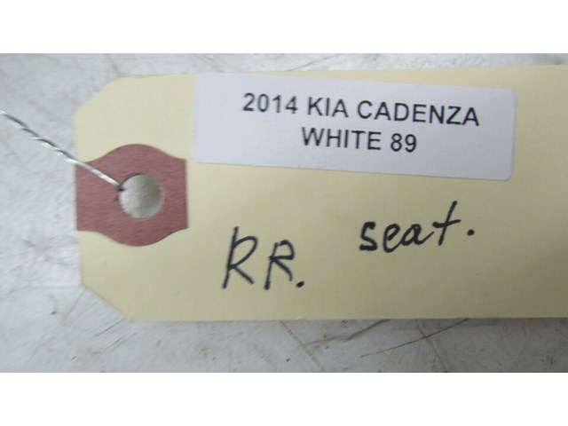   2014-2016 KIA CADENZA OEM RIGHT REAR PASSENGER SIDE SEAT AIRBAG MODULE